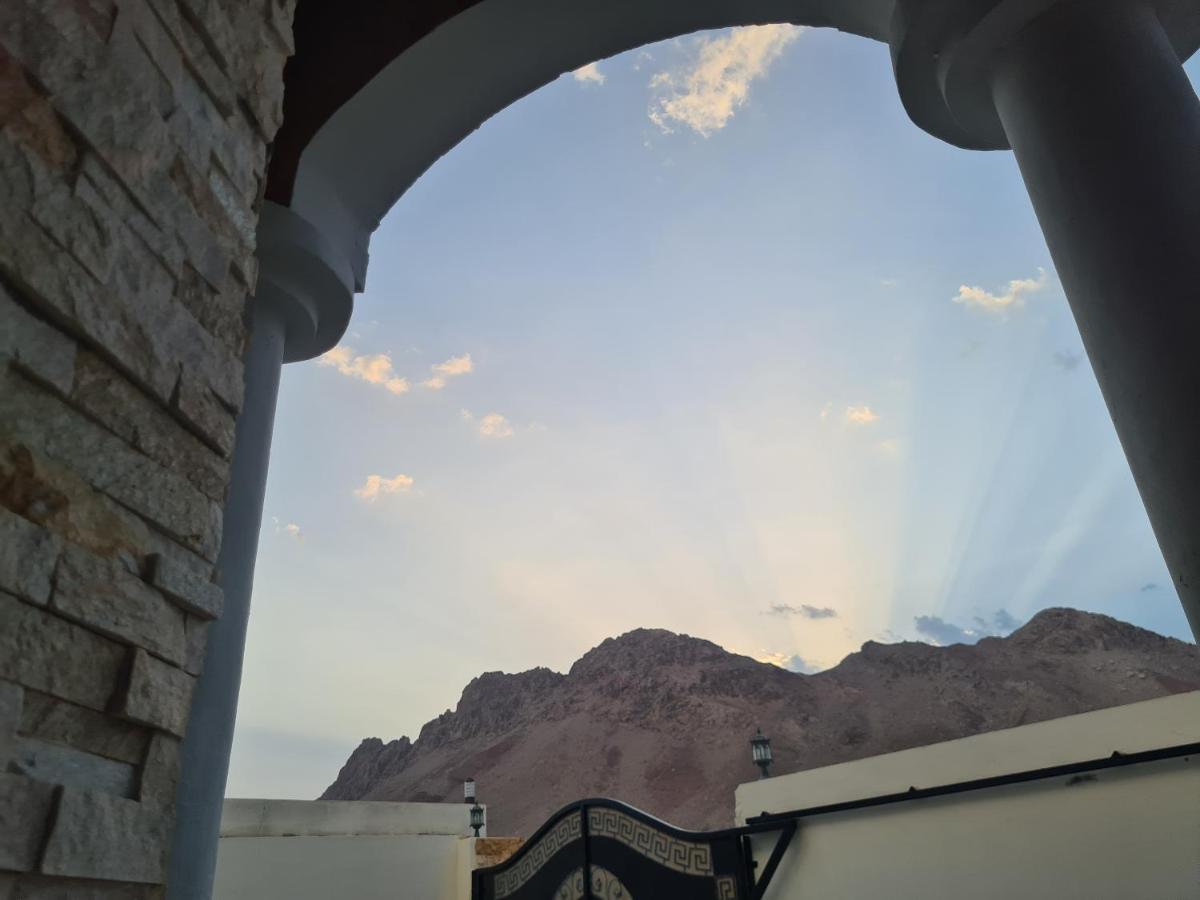 Mountain Balcony House فيلة *